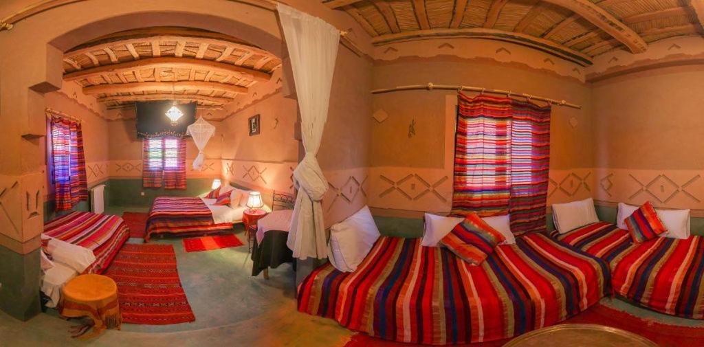 Riad Des Vieilles Charrues Boumalne Dades Exterior photo